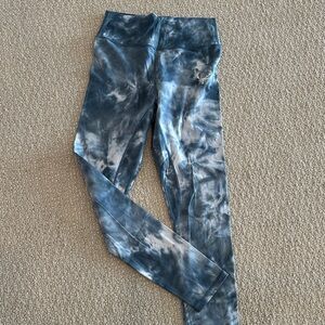 Women's Tie-Dye Leggings - Blue and White